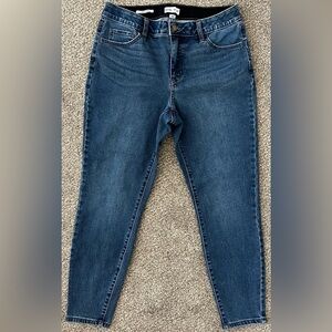 Ava & Viv Skinny Jeans in Dark Blue Denim